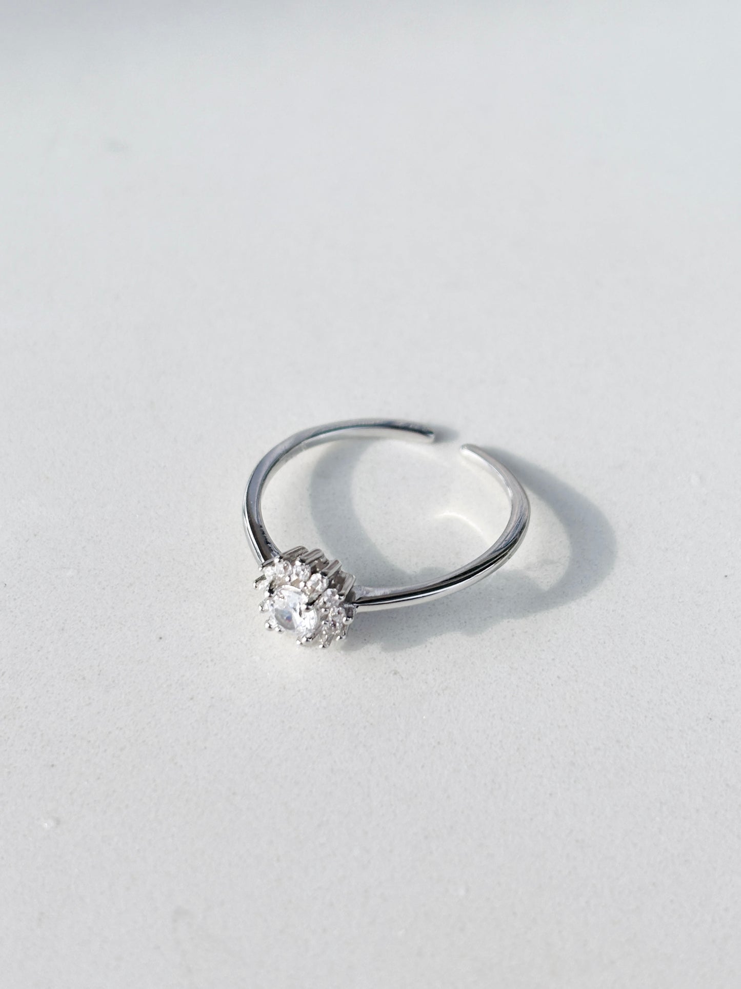 Sunflower Ring - 925 Silver -Zirconia