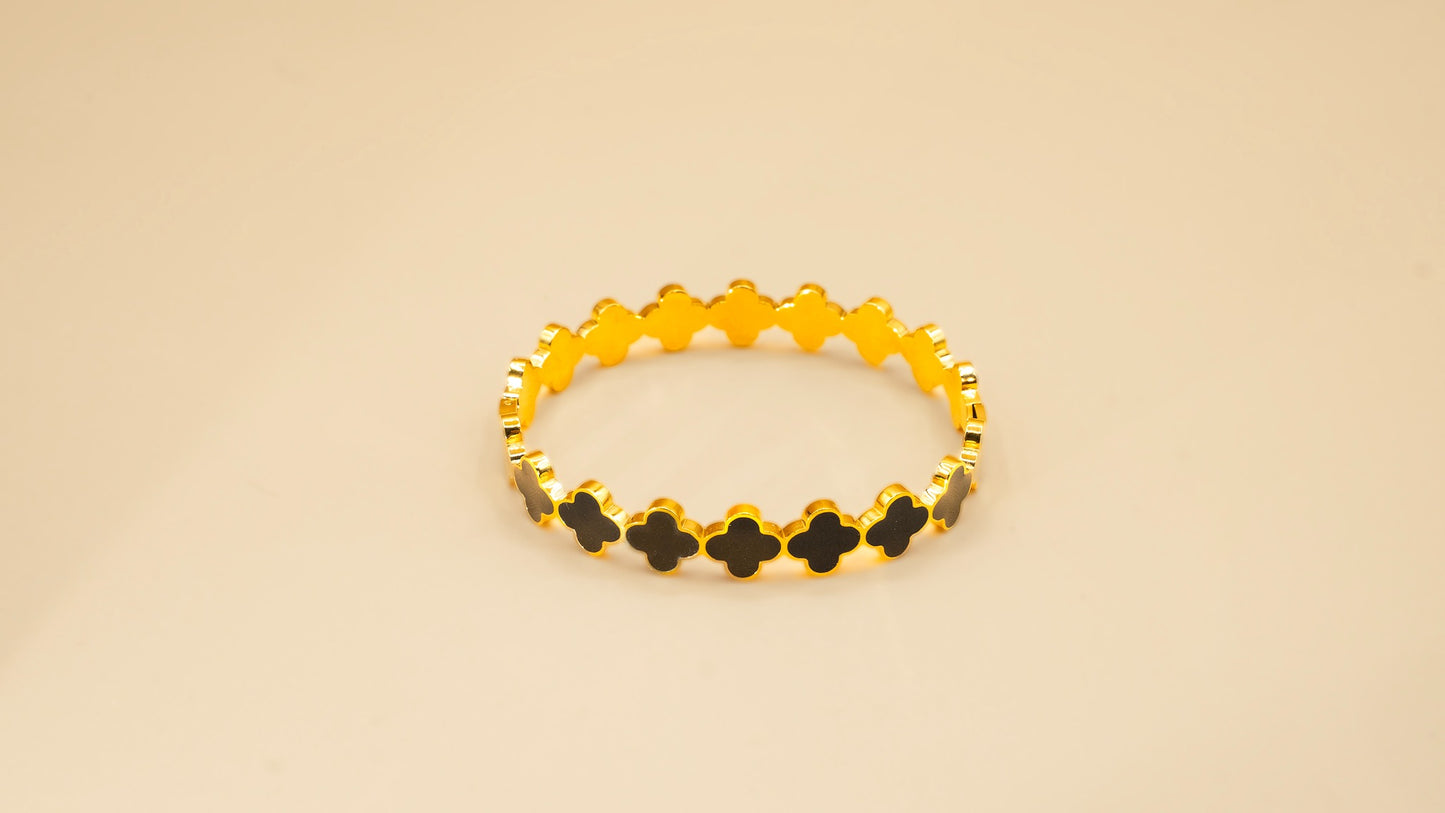 Clover Motif Bracelet