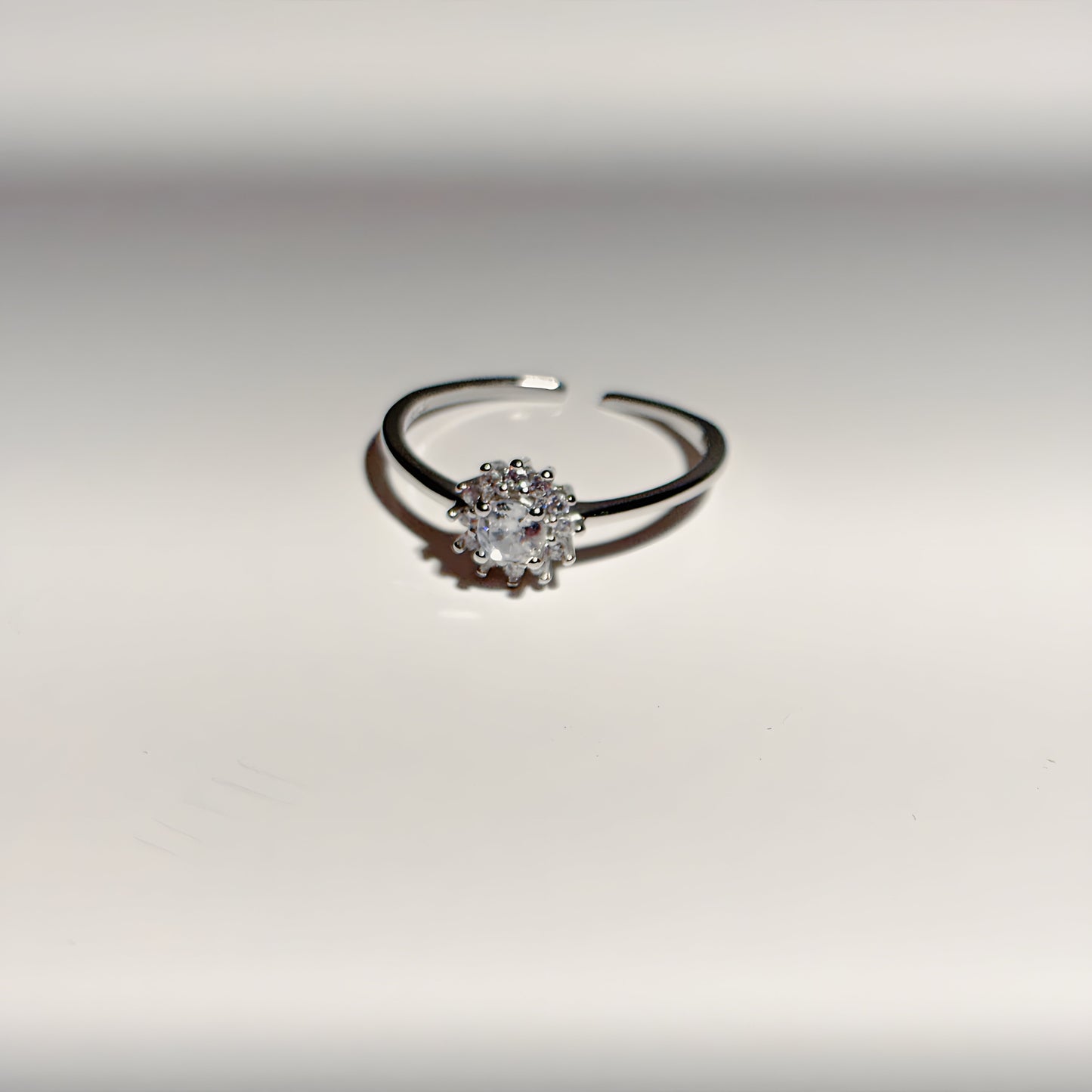 Sunflower Ring - 925 Silver -Zirconia