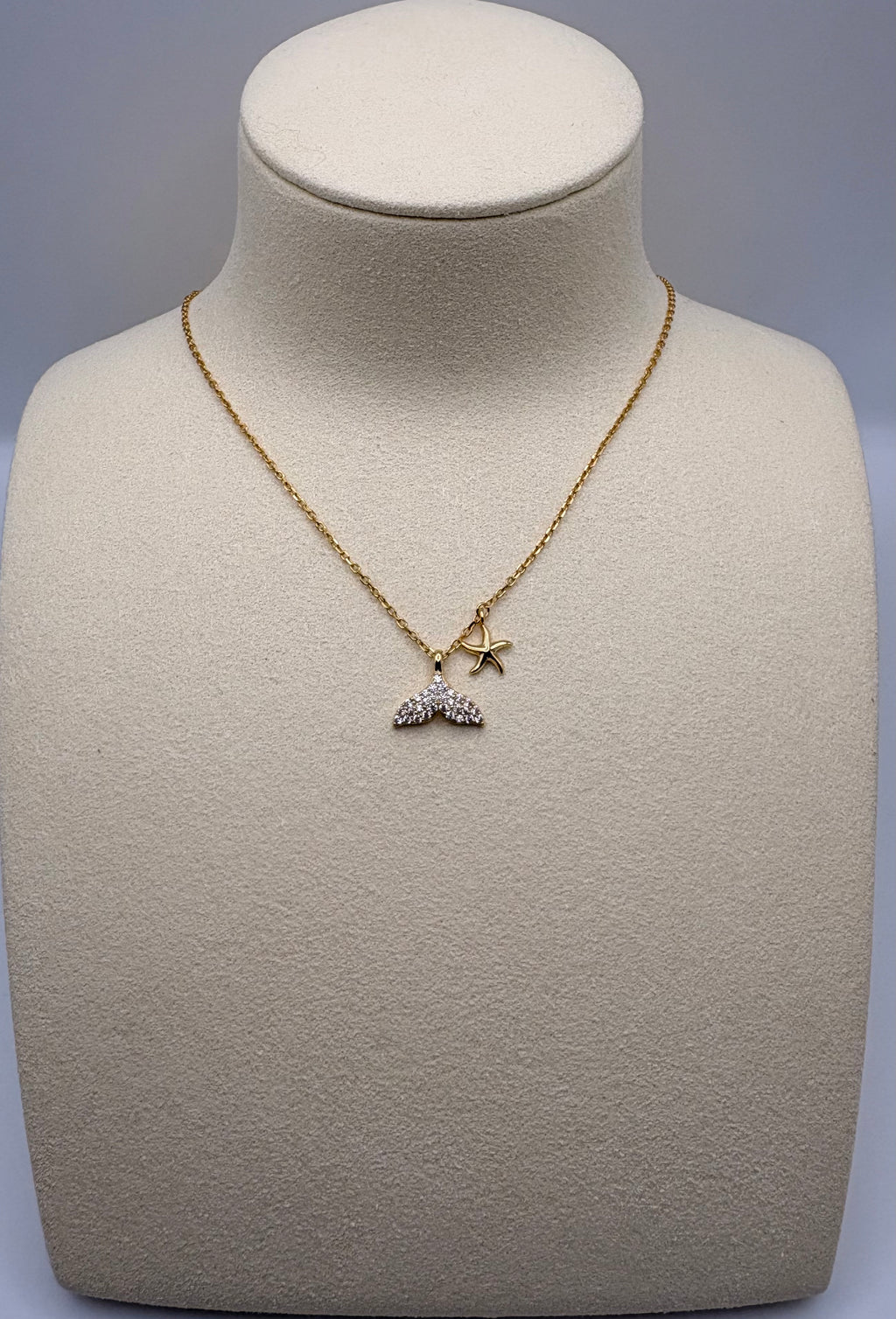 Sterling Silver Fish Tail Pendant Necklace