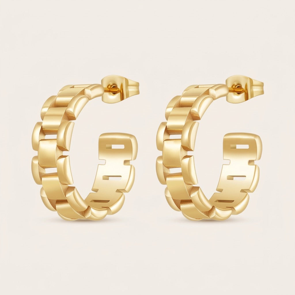 Link Hoop Earring