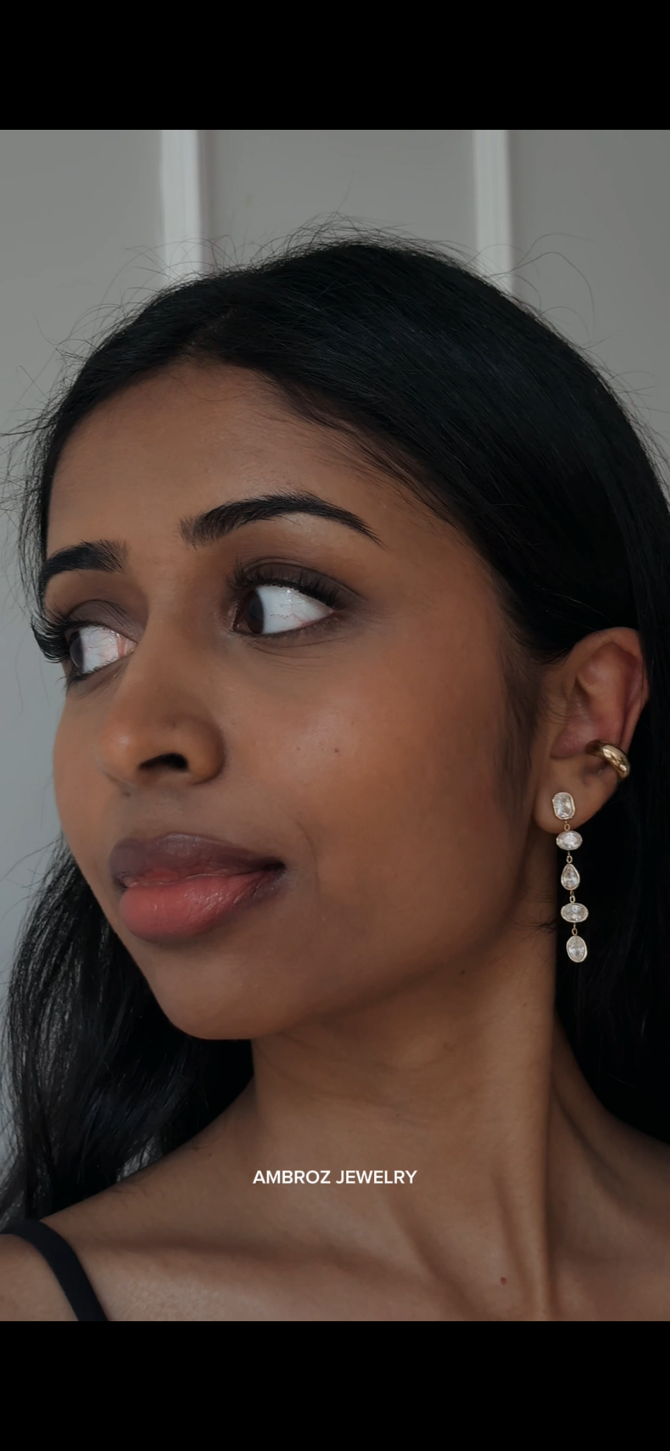 Ear cuff