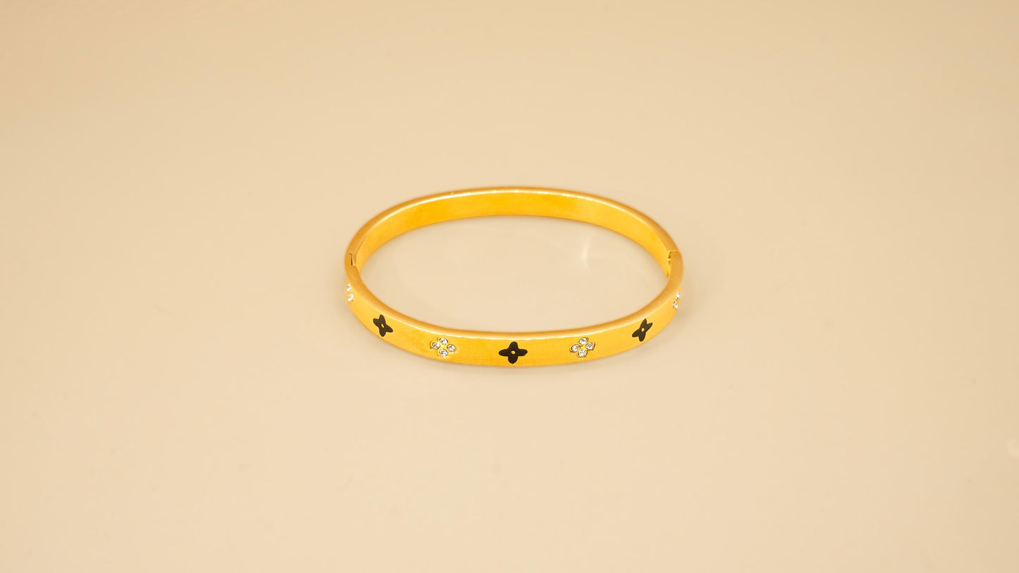 Timeless Flower Bangle