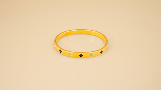 Timeless Flower Bangle
